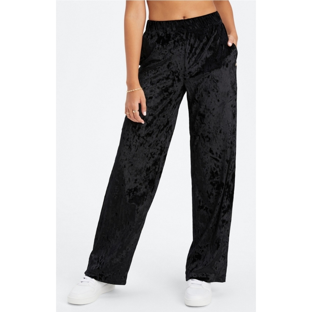 NWT Fabletics Go-To Crushed Velour Wide Leg Pant Size L